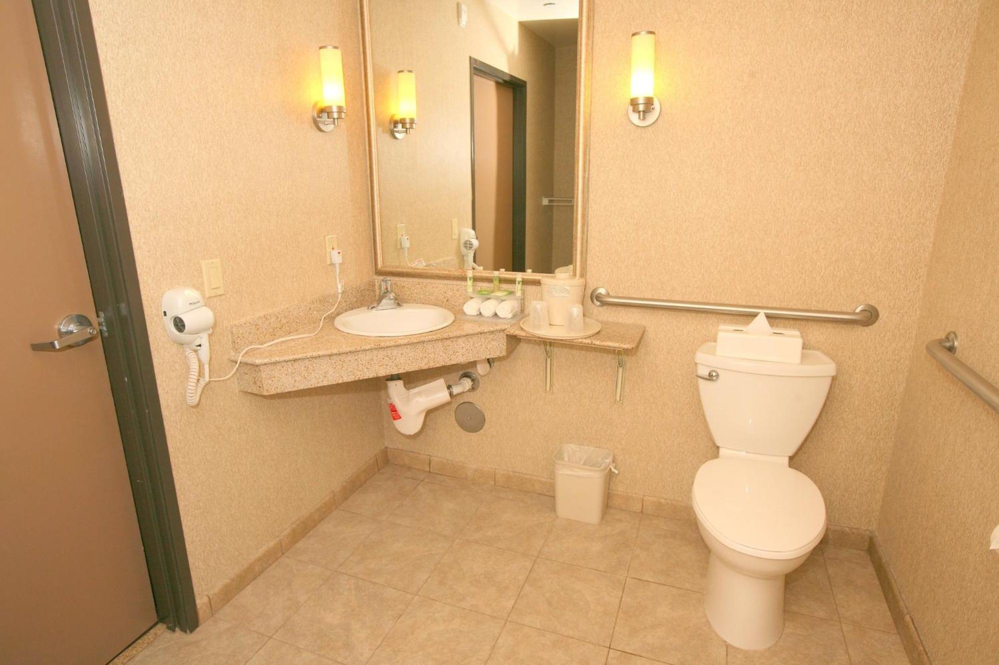 Holiday Inn Express San Diego South - Chula Vista By Ihg Bagian luar foto