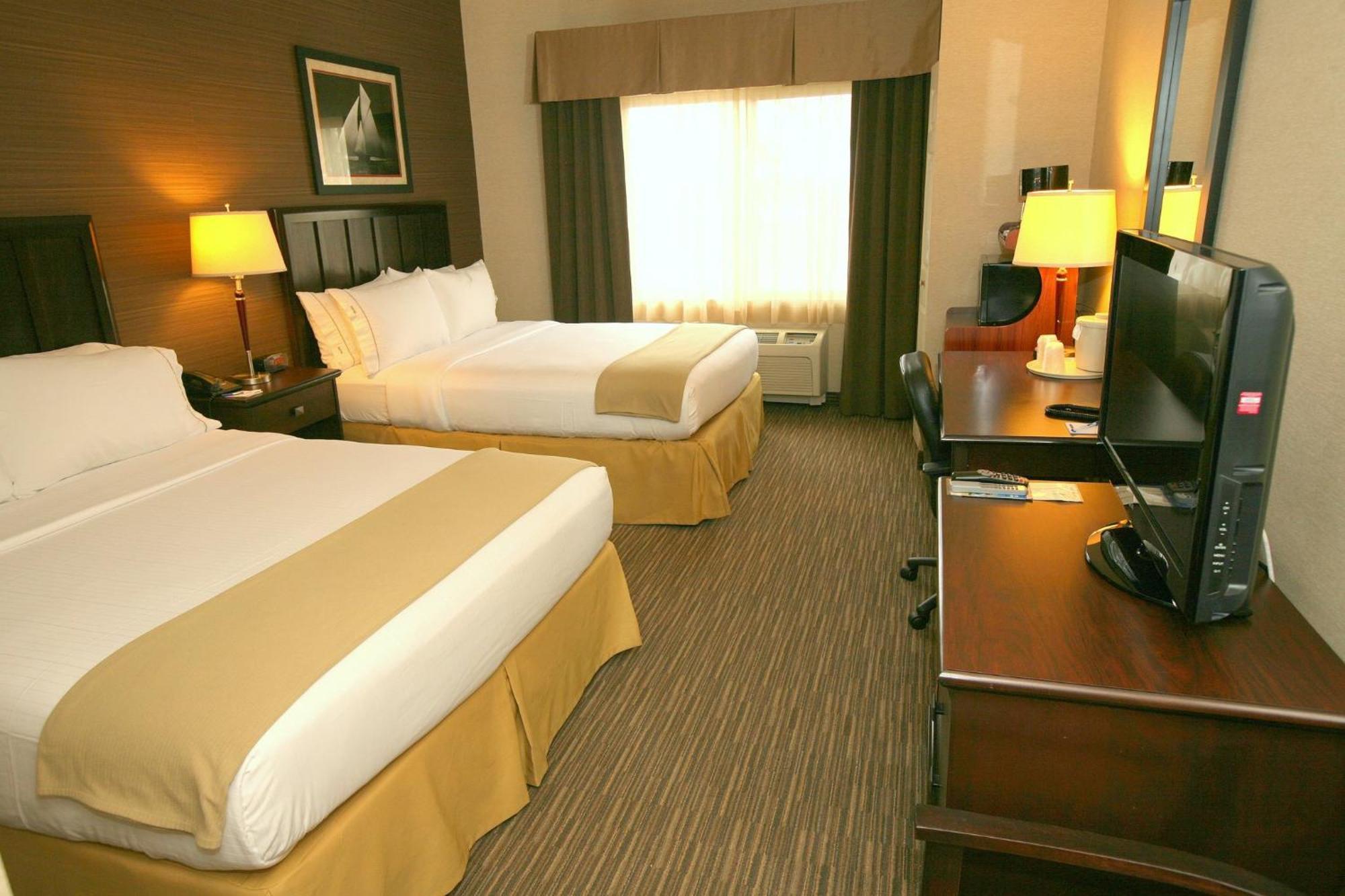 Holiday Inn Express San Diego South - Chula Vista By Ihg Bagian luar foto