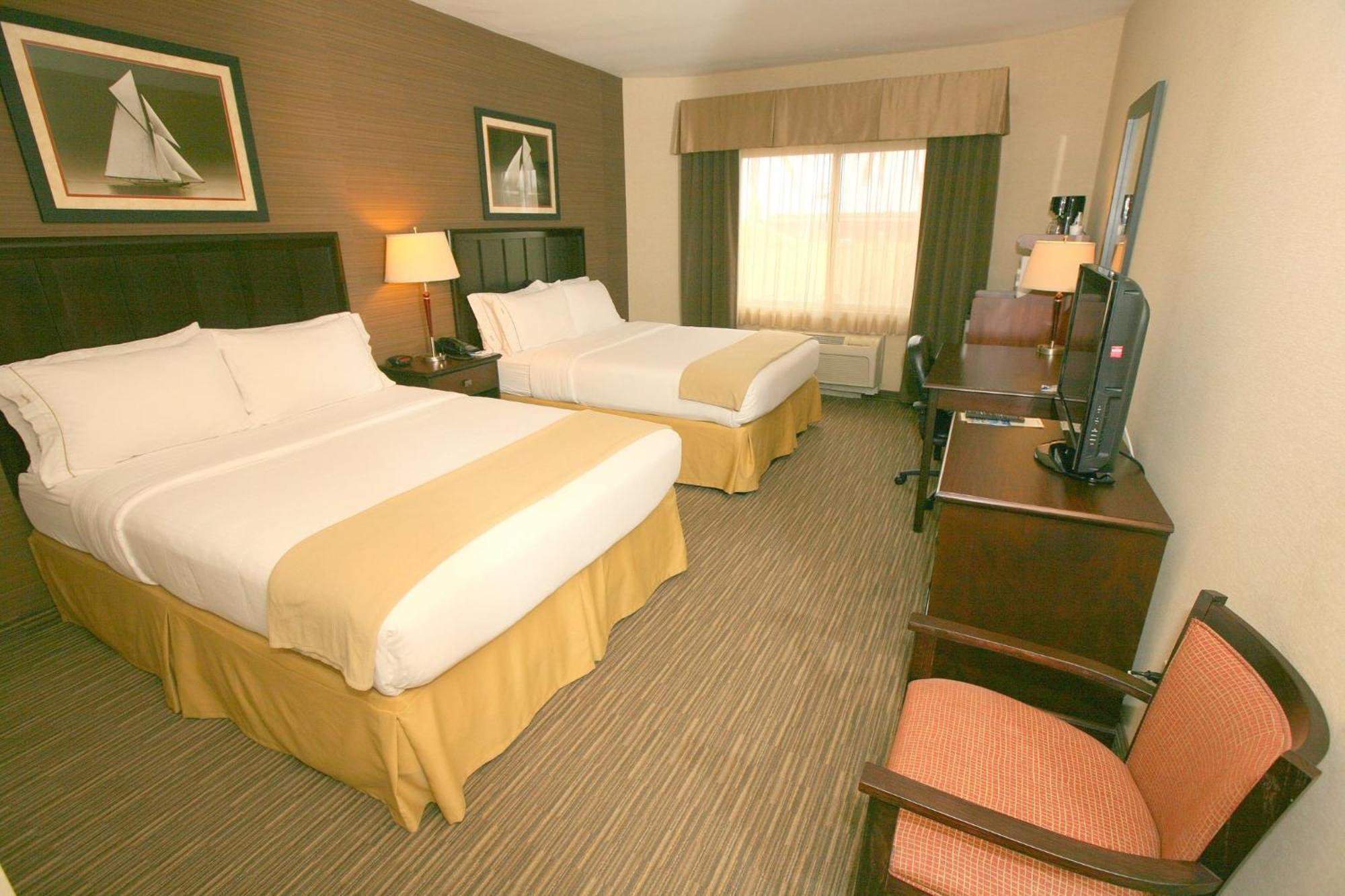 Holiday Inn Express San Diego South - Chula Vista By Ihg Bagian luar foto