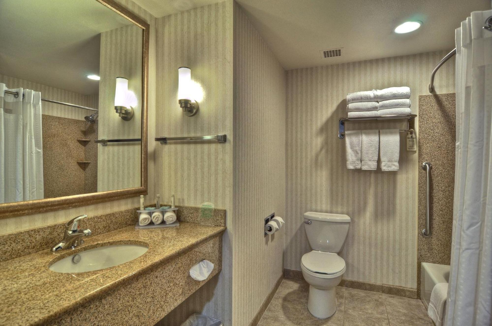 Holiday Inn Express San Diego South - Chula Vista By Ihg Bagian luar foto